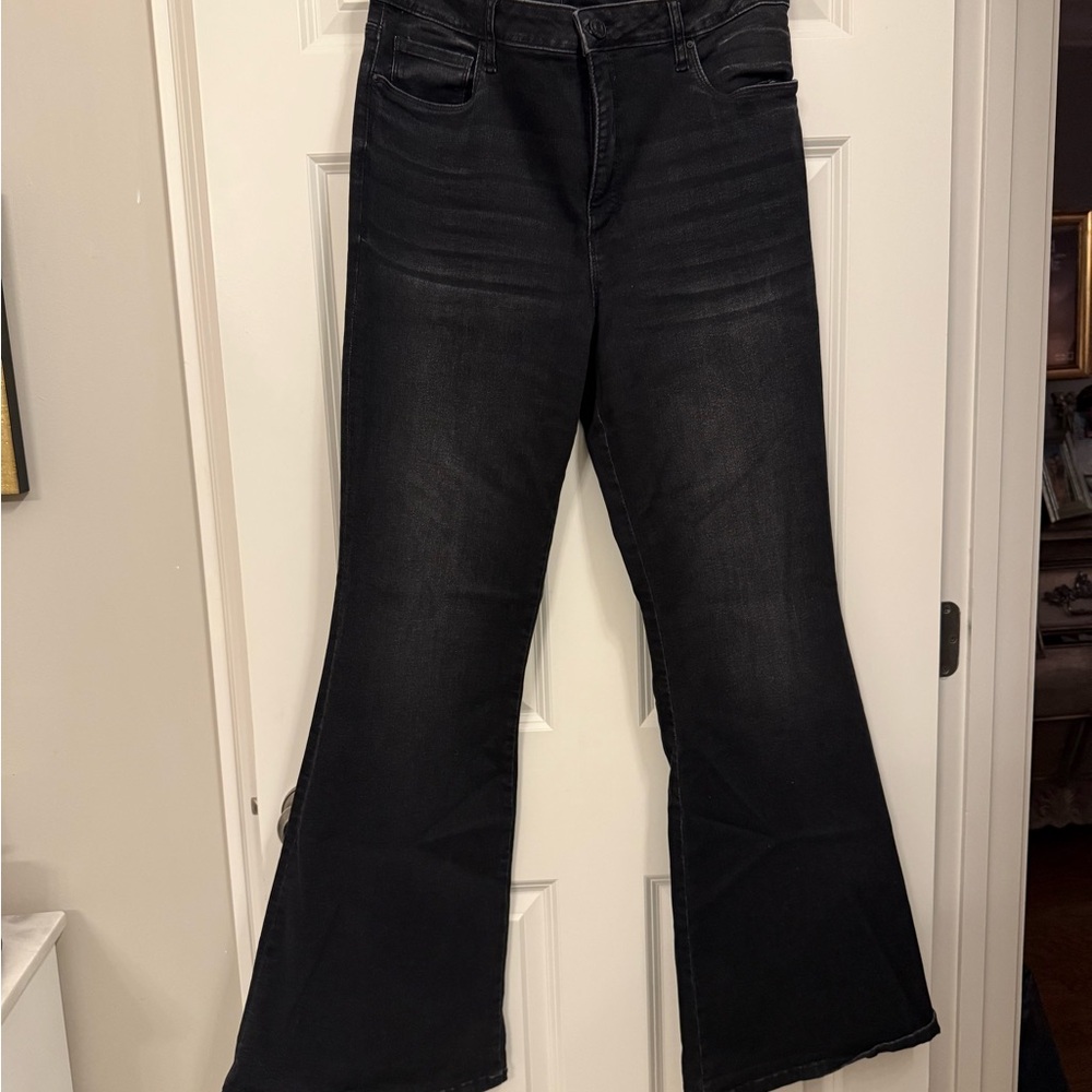 Kut from Kloth Ana High rise super flare Classic Black Women's Jeans NWOT